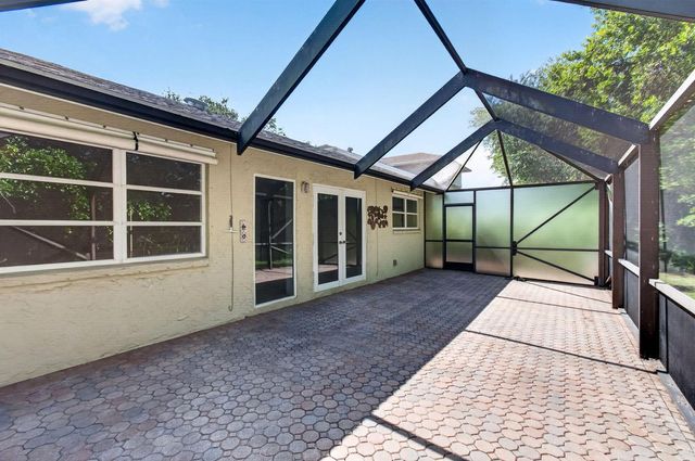 201 Del Rio Boulevard, Boca Raton, FL 33432