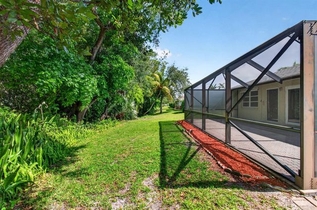 201 Del Rio Boulevard, Boca Raton, FL 33432