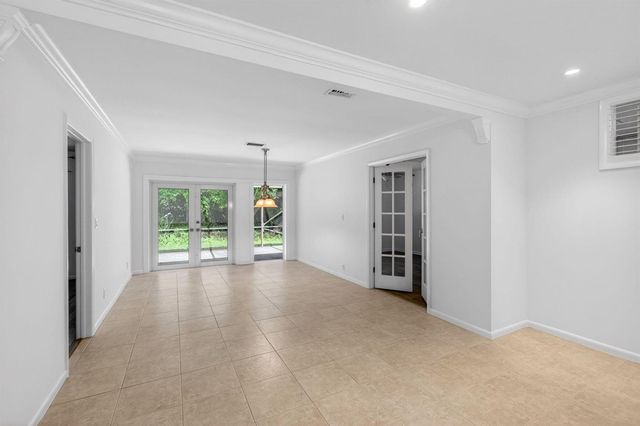 201 Del Rio Boulevard, Boca Raton, FL 33432