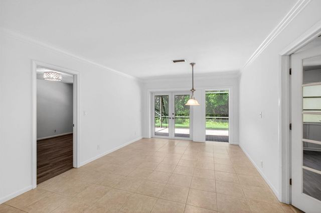 201 Del Rio Boulevard, Boca Raton, FL 33432