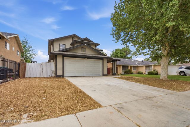 44933 E 17th Street, Lancaster, CA 93535