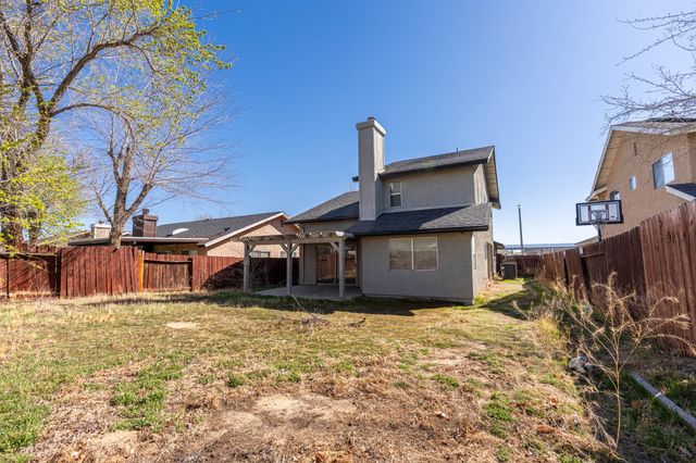 44933 E 17th Street, Lancaster, CA 93535