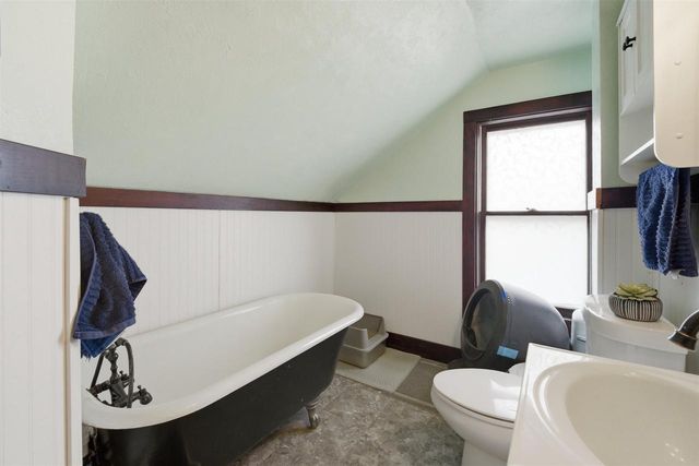 216 FOOTE STREET, Seymour, WI 54165