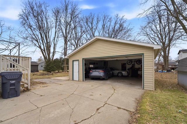 216 FOOTE STREET, Seymour, WI 54165