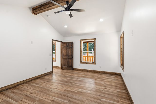 2377 Porch Rock Road, Pikeville, TN 37367