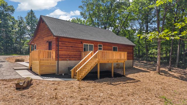 2377 Porch Rock Road, Pikeville, TN 37367