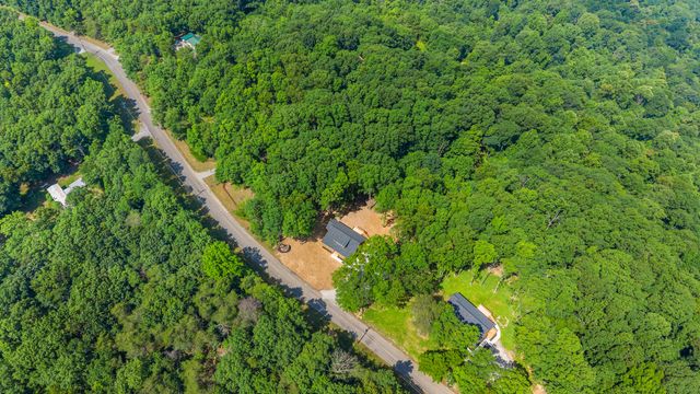 2377 Porch Rock Road, Pikeville, TN 37367