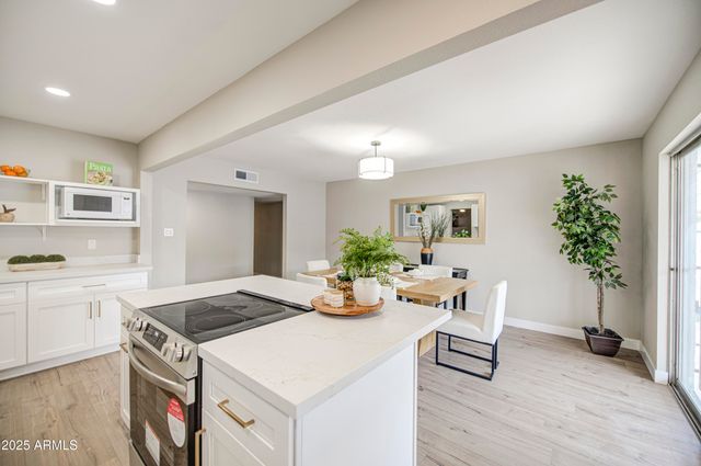 4750 N 39TH Drive, Phoenix, AZ 85019