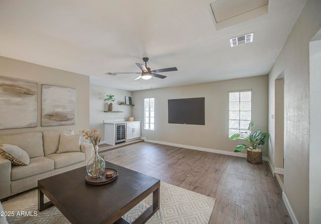 4750 N 39TH Drive, Phoenix, AZ 85019