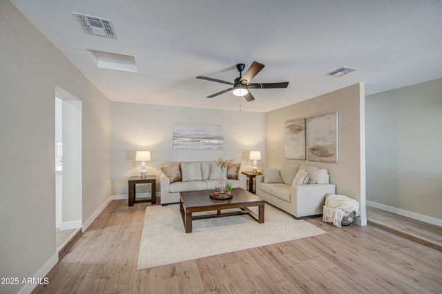 4750 N 39TH Drive, Phoenix, AZ 85019