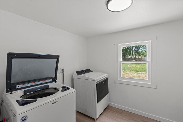205 S Pine Street, Billings, MO 65610