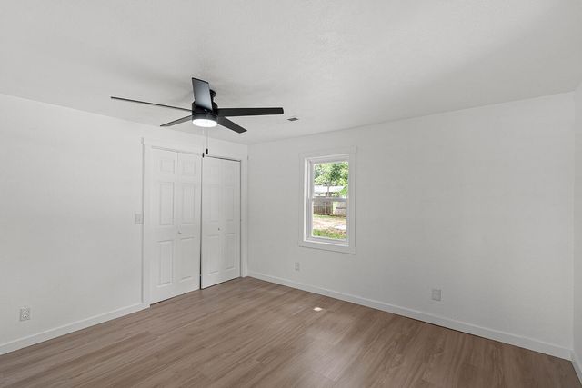205 S Pine Street, Billings, MO 65610