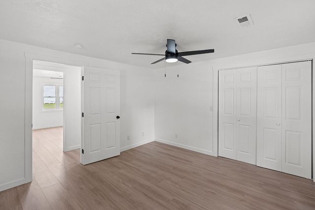 205 S Pine Street, Billings, MO 65610