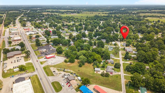 205 S Pine Street, Billings, MO 65610