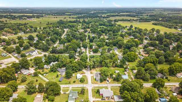205 S Pine Street, Billings, MO 65610