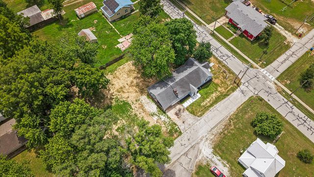 205 S Pine Street, Billings, MO 65610