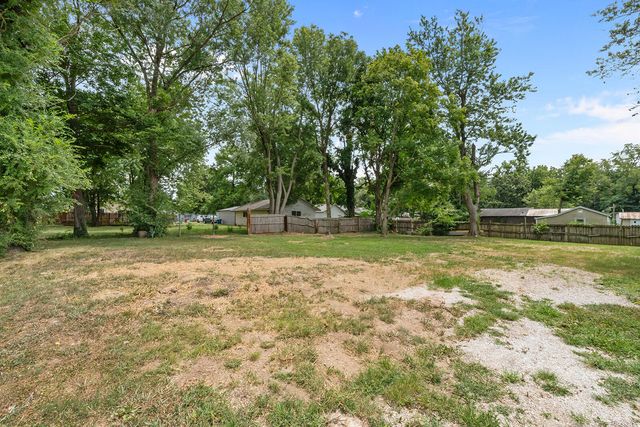 205 S Pine Street, Billings, MO 65610