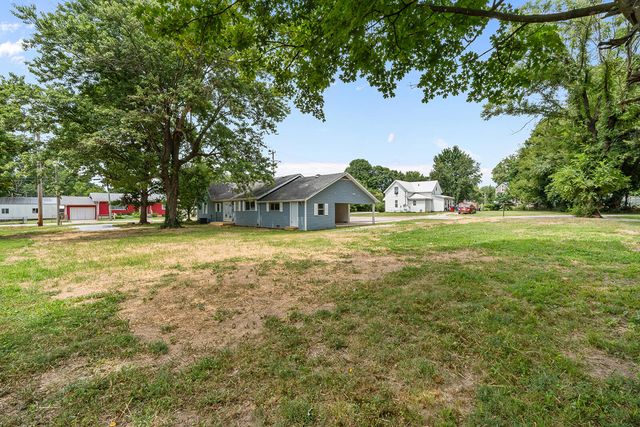 205 S Pine Street, Billings, MO 65610