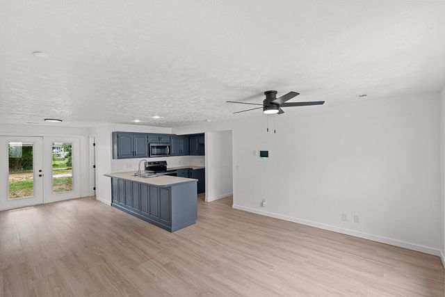 205 S Pine Street, Billings, MO 65610