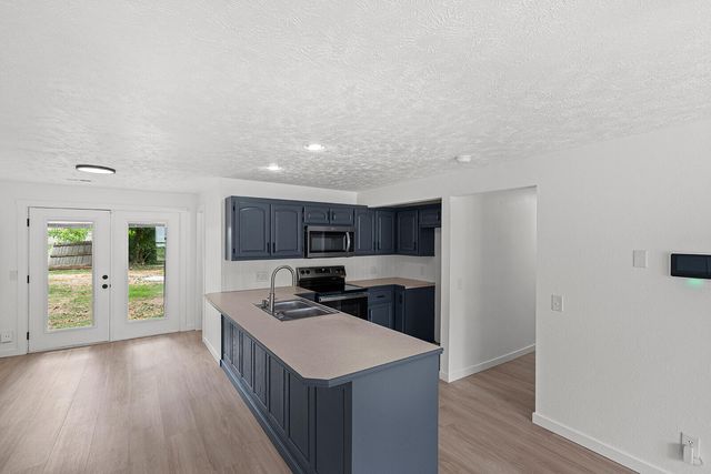 205 S Pine Street, Billings, MO 65610