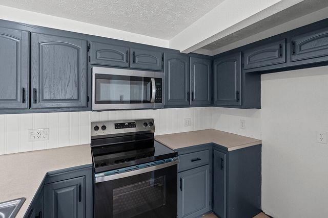 205 S Pine Street, Billings, MO 65610