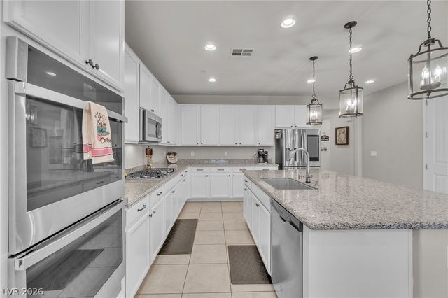 119 Mosso Niente Place, Henderson, NV 89011