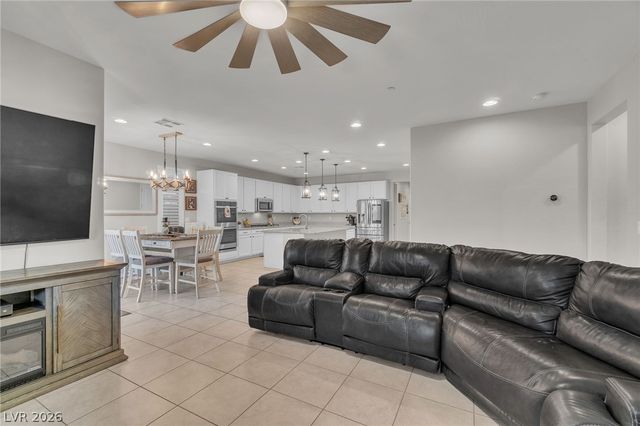 119 Mosso Niente Place, Henderson, NV 89011