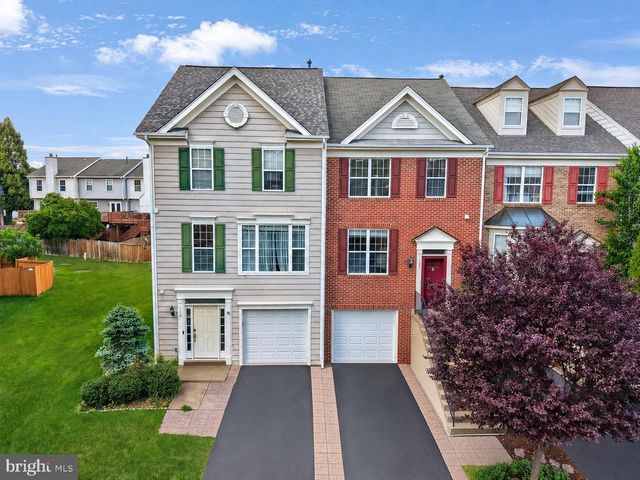 122 GOLDSWORTH TER SW, Leesburg, VA 20175