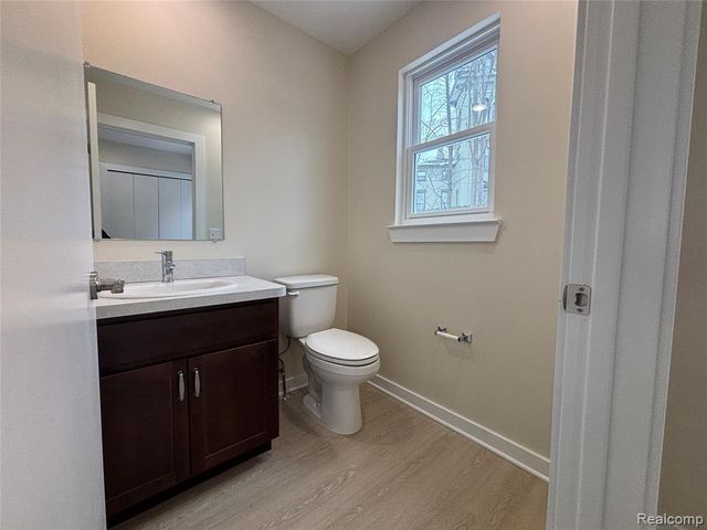 221 N Grove Street 6, Ypsilanti, MI 48198