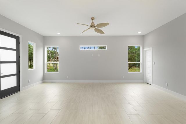 301 Knights ROW, Horseshoe Bay, TX 78657