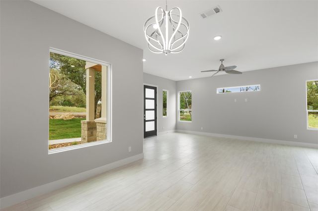 301 Knights ROW, Horseshoe Bay, TX 78657