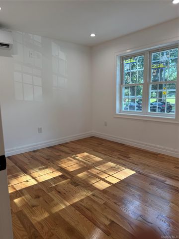 118-11 E LAKEVIEW BLVD, Queens Village, NY 11434