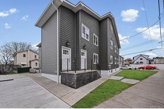 118-11 E LAKEVIEW BLVD, Queens Village, NY 11434