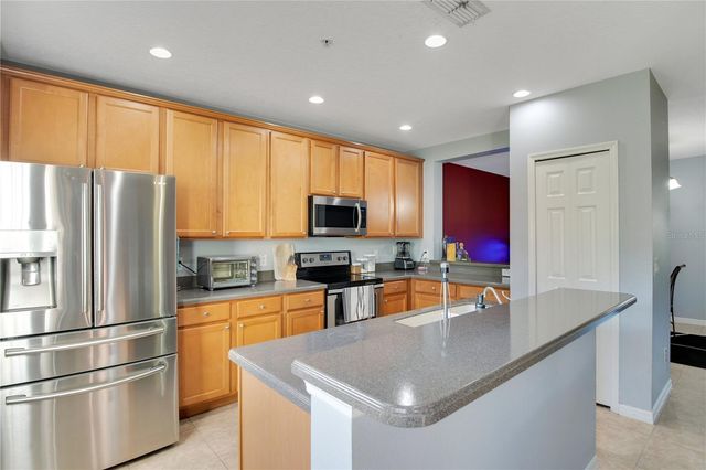 2102 CYPRESS BAY BOULEVARD, Kissimmee, FL 34743