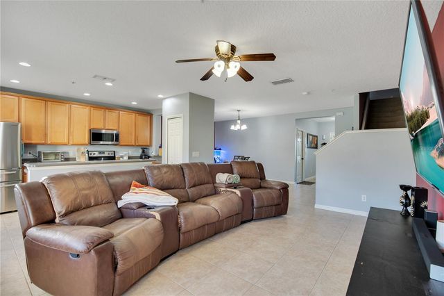 2102 CYPRESS BAY BOULEVARD, Kissimmee, FL 34743