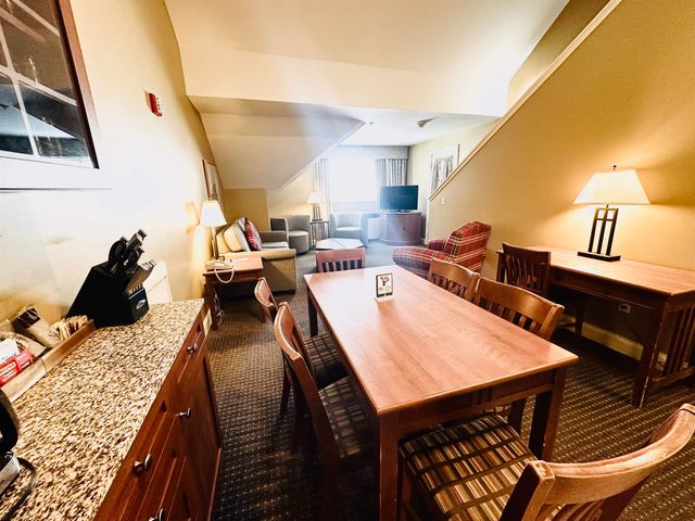 311 Qtr 3 Grand Summit Way, Dover, VT 05356