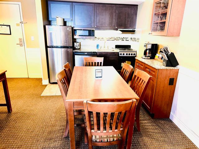 311 Qtr 3 Grand Summit Way, Dover, VT 05356