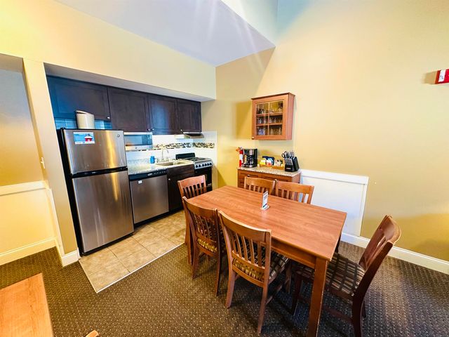 311 Qtr 3 Grand Summit Way, Dover, VT 05356