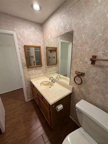 10941 Rosewood Court, La Porte, TX 77571