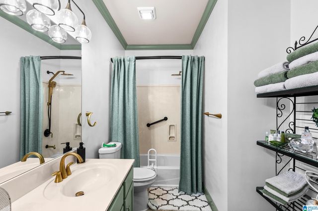 641 WHITE STONE WAY, Hoover, AL 35226