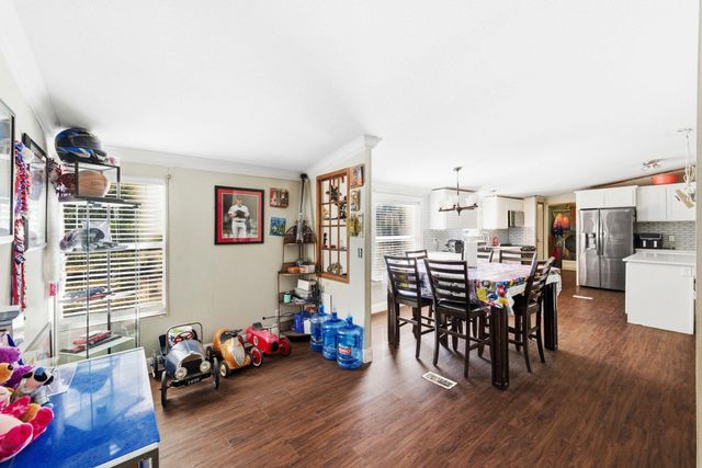 1485 Pettytown RD, Dale, TX 78616