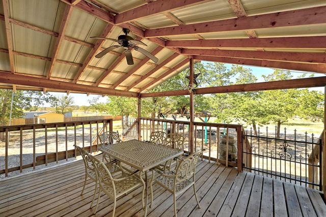 1485 Pettytown RD, Dale, TX 78616