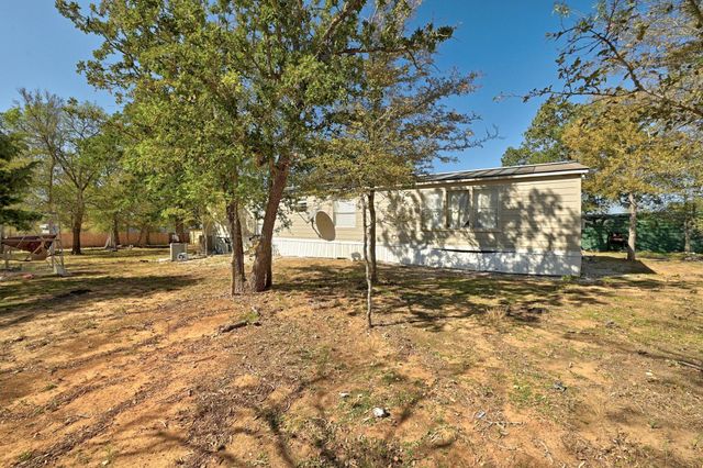 1485 Pettytown RD, Dale, TX 78616