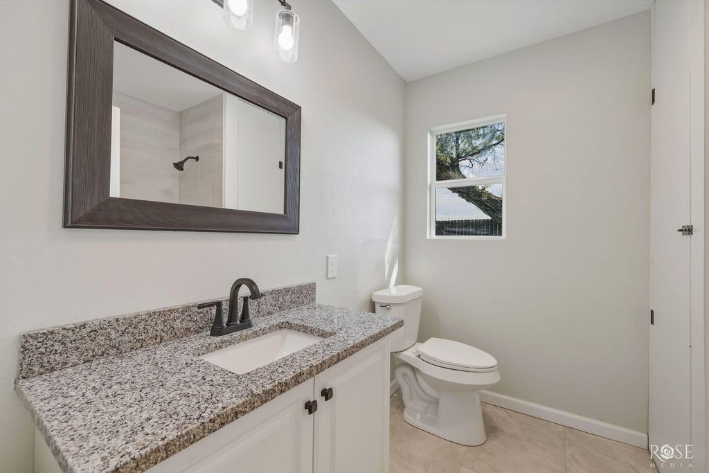 Image 21 of property listing at 318 Glenmore Drive, San Angelo, TX 76903