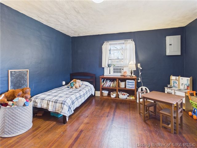 420 Oak Street, Sellersburg, IN 47172