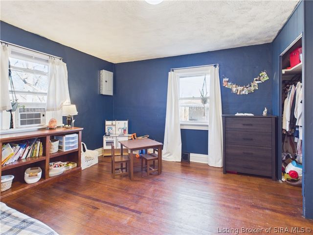 420 Oak Street, Sellersburg, IN 47172