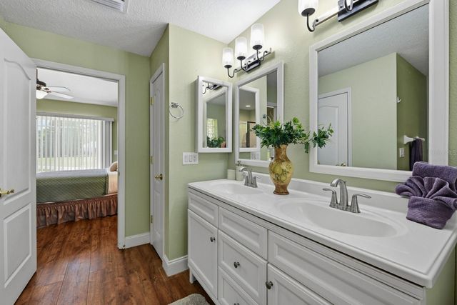 1750 STAFFORD SPRINGS BOULEVARD, Mount Dora, FL 32757