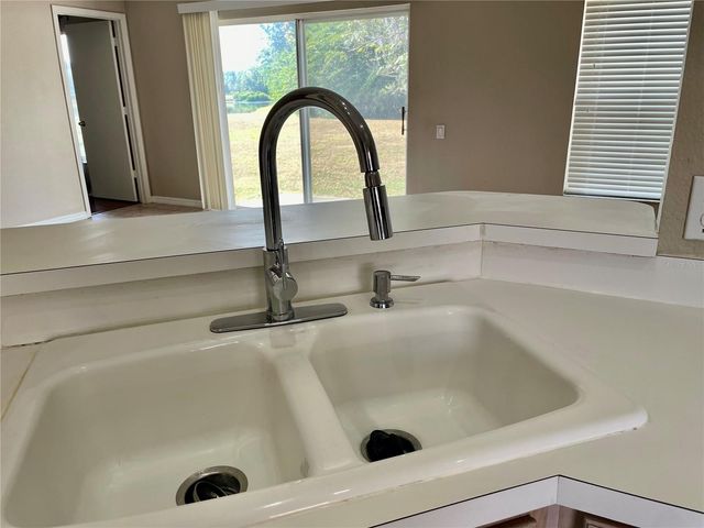 4619 GULFWINDS DRIVE, Lutz, FL 33558