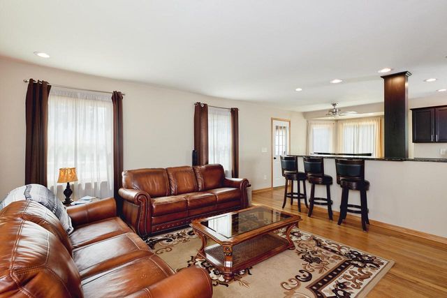 113 N 121st STREET, Wauwatosa, WI 53226