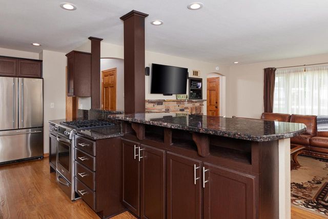 113 N 121st STREET, Wauwatosa, WI 53226